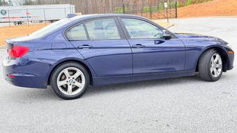 2015 BMW 3 Series Sedan 320i xDrive - miniatura 14