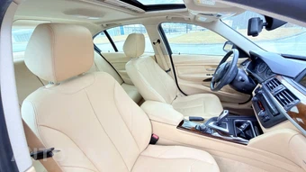 2015 BMW 3 Series Sedan 320i xDrive - miniatura 16