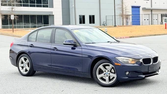 2015 BMW 3 Series Sedan 320i xDrive - miniatura 2