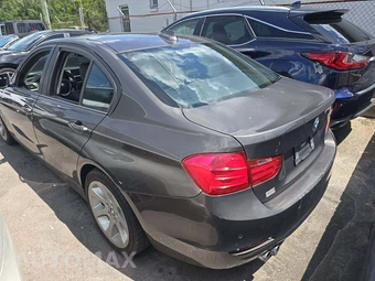2015 BMW 3 Series Sedan 328i - miniatura 2