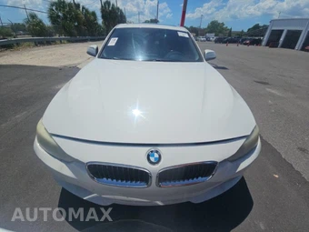 2015 BMW 3 Series Sedan 328i - miniatura 2