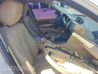 2015 BMW 3 Series Sedan 328i - miniatura 8