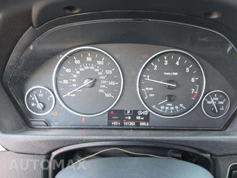2015 BMW 3 Series Sedan 328i - miniatura 9