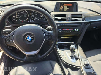 2015 BMW 3 Series Sedan 328i - miniatura 10