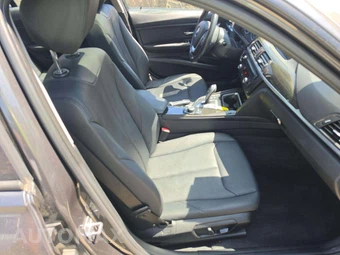 2015 BMW 3 Series Sedan 328i - miniatura 18