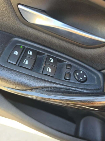 2015 BMW 3 Series Sedan 328i - miniatura 21