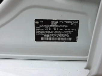 2015 BMW 3 Series Sedan 328i xDrive LUXURY LINE - miniatura 18