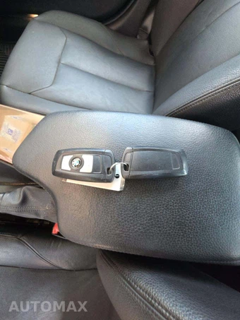2015 BMW 3 Series Sedan 328i xDrive - miniatura 8