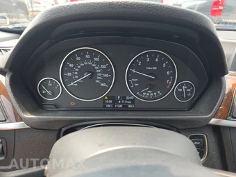 2015 BMW 3 Series Sedan 328i xDrive - miniatura 12