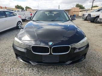 2015 BMW 3 Series Sedan 328i xDrive - miniatura 2