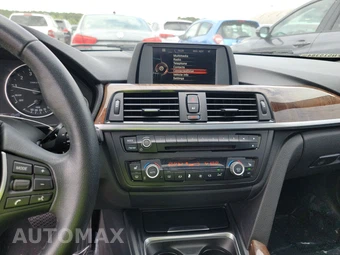 2015 BMW 3 Series Sedan 328i xDrive - miniatura 11