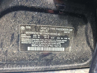 2015 BMW 3 Series Sedan 328i xDrive - miniatura 5