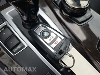 2015 BMW 5 Series Sedan 528i LUXURY LINE - miniatura 8