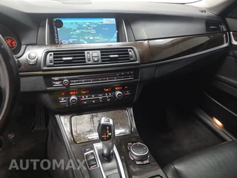 2015 BMW 5 Series Sedan 528i - miniatura 11