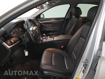 2015 BMW 5 Series Sedan 528i - miniatura 7