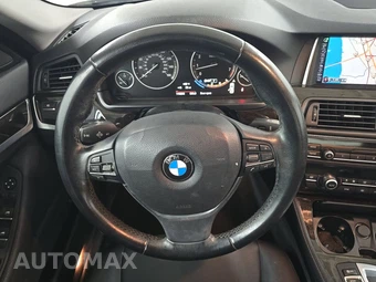 2015 BMW 5 Series Sedan 528i - miniatura 10