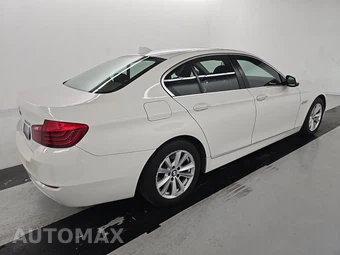 2015 BMW 5 Series Sedan 528i - miniatura 4