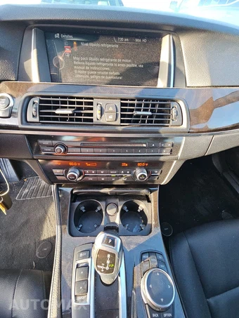 2015 BMW 5 Series Sedan 528i – miniatura 11