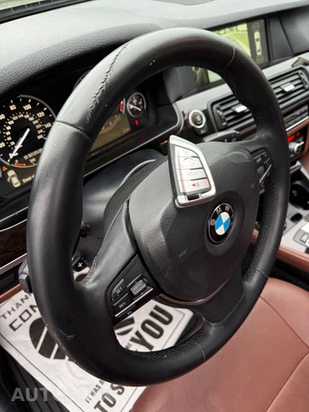 2015 BMW 5 Series Sedan 528i - miniatura 12