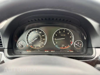 2015 BMW 5 Series Sedan 528i - miniatura 14