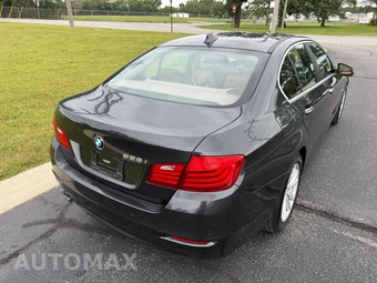 2015 BMW 5 Series Sedan 528i - miniatura 6