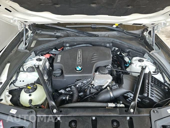 2015 BMW 5 Series Sedan 528i - miniatura 15