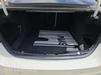 2015 BMW 5 Series Sedan 528i - miniatura 14