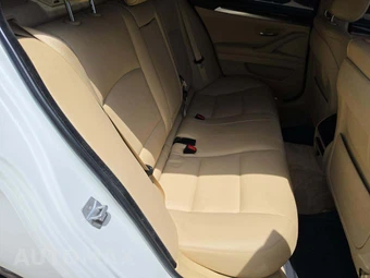 2015 BMW 5 Series Sedan 528i - miniatura 16