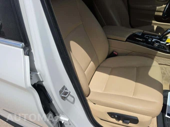 2015 BMW 5 Series Sedan 528i - miniatura 18