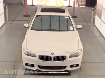 2015 BMW 5 Series Sedan 528i xDrive M SPORT LINE - miniatura 2