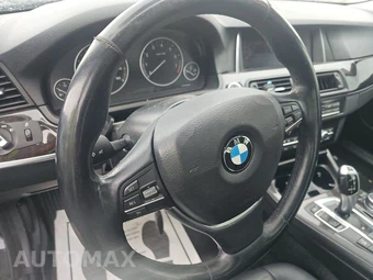 2015 BMW 5 Series Sedan 528i xDrive – miniatura 10