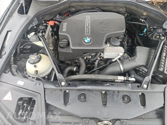 2015 BMW 5 Series Sedan 528i xDrive – miniatura 15