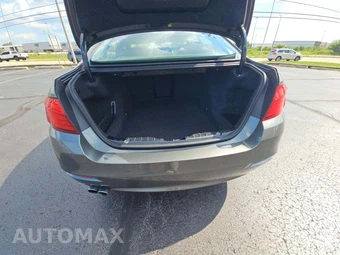 2015 BMW 5 Series Sedan 528i xDrive - miniatura 11