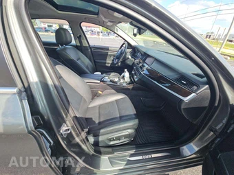 2015 BMW 5 Series Sedan 528i xDrive - miniatura 15