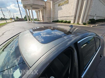 2015 BMW 5 Series Sedan 528i xDrive - miniatura 9
