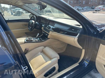 2015 BMW 5 Series Sedan 528i xDrive - miniatura 17