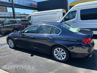 2015 BMW 5 Series Sedan 528i xDrive - miniatura 8