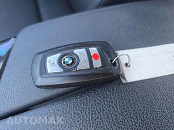 2015 BMW 5 Series Sedan 528i xDrive – miniatura 5