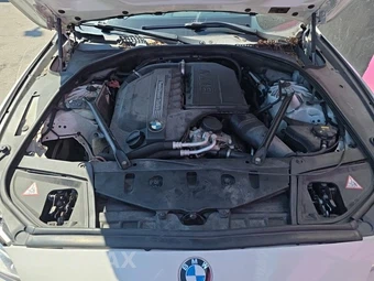 2015 BMW 5 Series Sedan 535i M SPORT LINE - miniatura 19