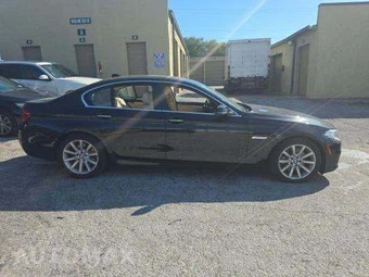 2015 BMW 5 Series Sedan 535i xDrive - miniatura 4