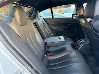 2015 BMW 6 Series Gran Coupe 640i xDrive Sedan M SPORT LINE - miniatura 24