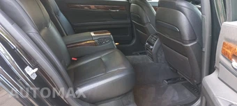 2015 BMW 7 Series 740Li - miniatura 23