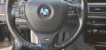 2015 BMW 7 Series 740Li - miniatura 26