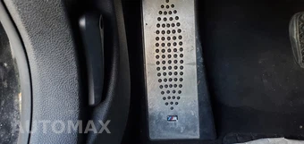 2015 BMW 7 Series 740Li - miniatura 32