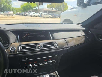2015 BMW 7 Series Sedan 740Li M SPORT LINE - miniatura 10