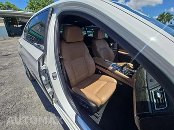 2015 BMW 7 Series Sedan 740Li M SPORT LINE - miniatura 15