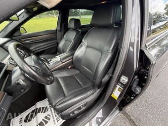 2015 BMW 7 Series Sedan 750Li M SPORT LINE - miniatura 11