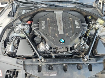 2015 BMW 7 Series Sedan 750Li M SPORT LINE - miniatura 15