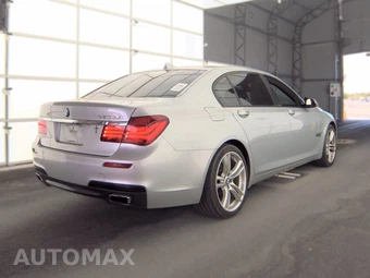 2015 BMW 7 Series Sedan 750Li M SPORT LINE - miniatura 4