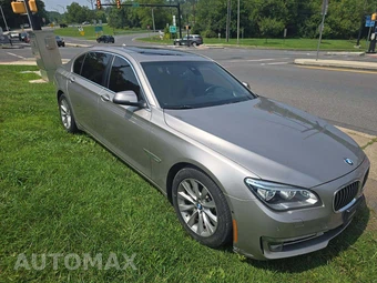 2015 BMW 7 Series Sedan 750Li - miniatura 4